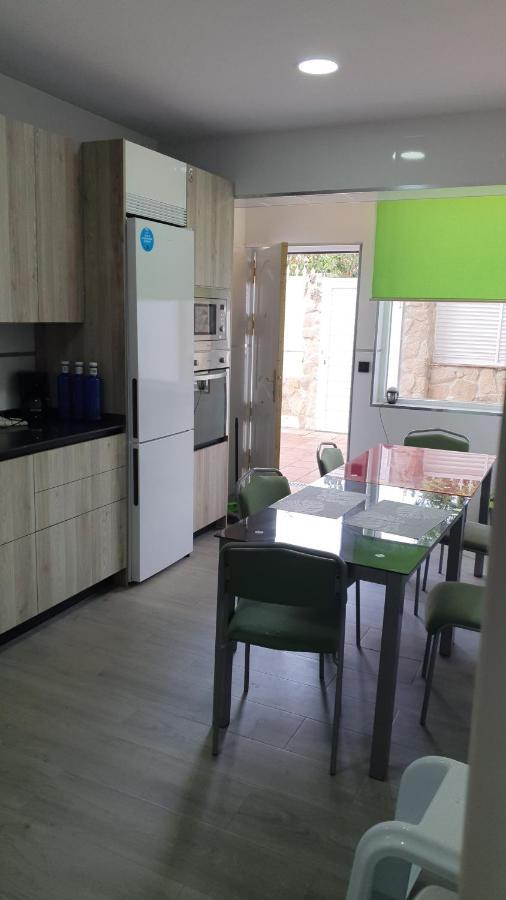Casa Pinares Hotel Мостолес Екстериор снимка